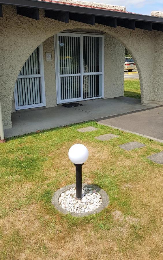 Aztec Motel Palmerston North Exterior foto